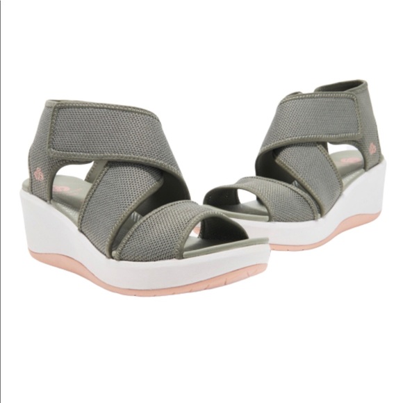 clarks cali palm sandal